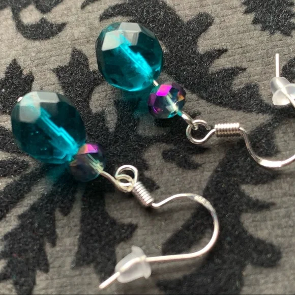 Aurora Borealis Swarovski Crystal sterling silver earrings - Picture 7 of 8